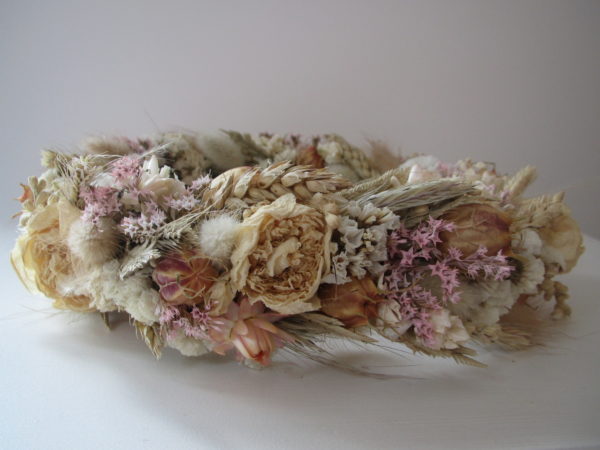 dried flowers crown