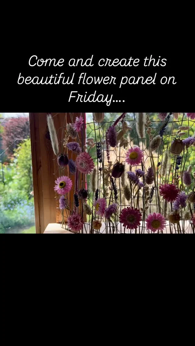 Create this gorgeous wild flower panel- link in bio.