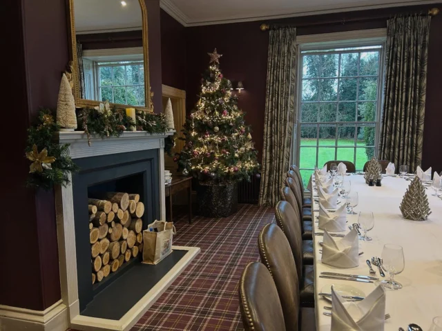 Christmas Wreath Workshops 2025- SOLD OUT!!
Thank you so much everyone who’s booked on to our Christmas Wreath Workshops this year. Three classes this year and they’re all fully booked!! 
So chuffed & blessed to be supported by a wonderful group. It will be a lovely way to close 2025. x